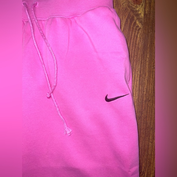Nike Barbie Pink Joggers - Picture 3 of 6